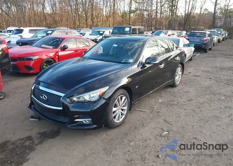 2015 Infiniti Q50 Premium z USA, uszkodzony, nr VIN JN1BV7ARXFM413631